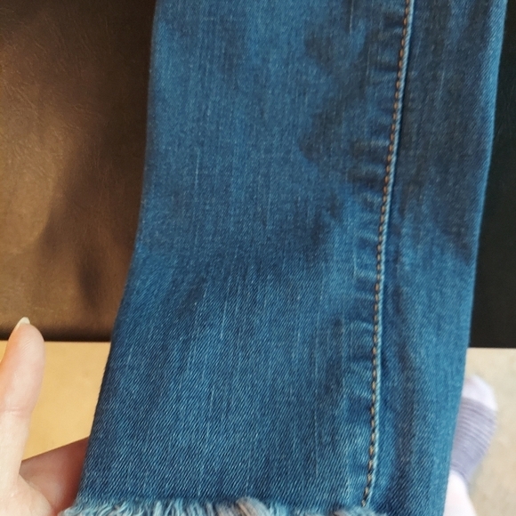 Junior Denim Ripped, Blue Republic Jeans Size 5 Juniors - Picture 3 of 16